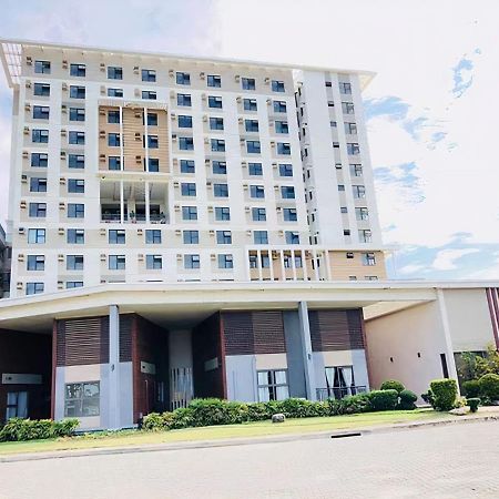 Soltana Nature Residences Condominium Lapu-Lapu City Exteriör bild